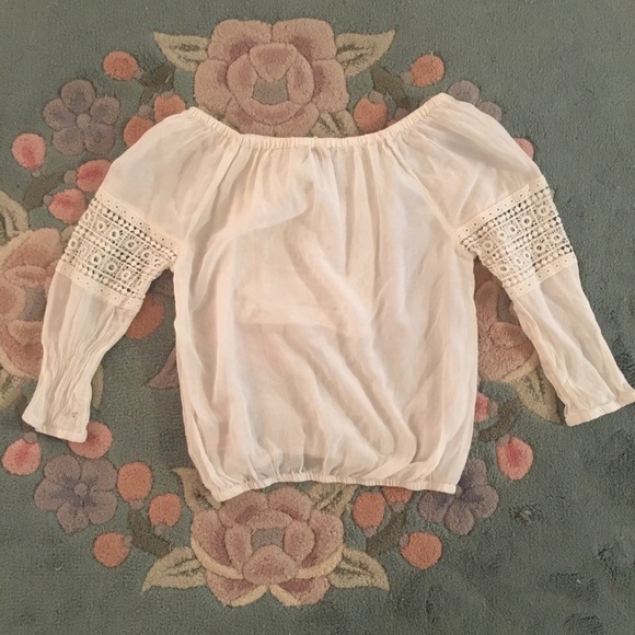 Arizona Jeans Co. Peasant Styled Blouse - Picture 6 of 7